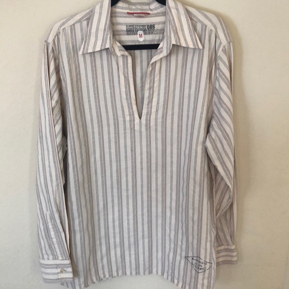 SZ M Mens Long Sleeve V-Neck Casual Shirt. EUC - Picture 1 of 2